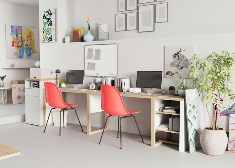 Escritorio organizado con silla ergonómica y materiales de estudio para máxima productividad.